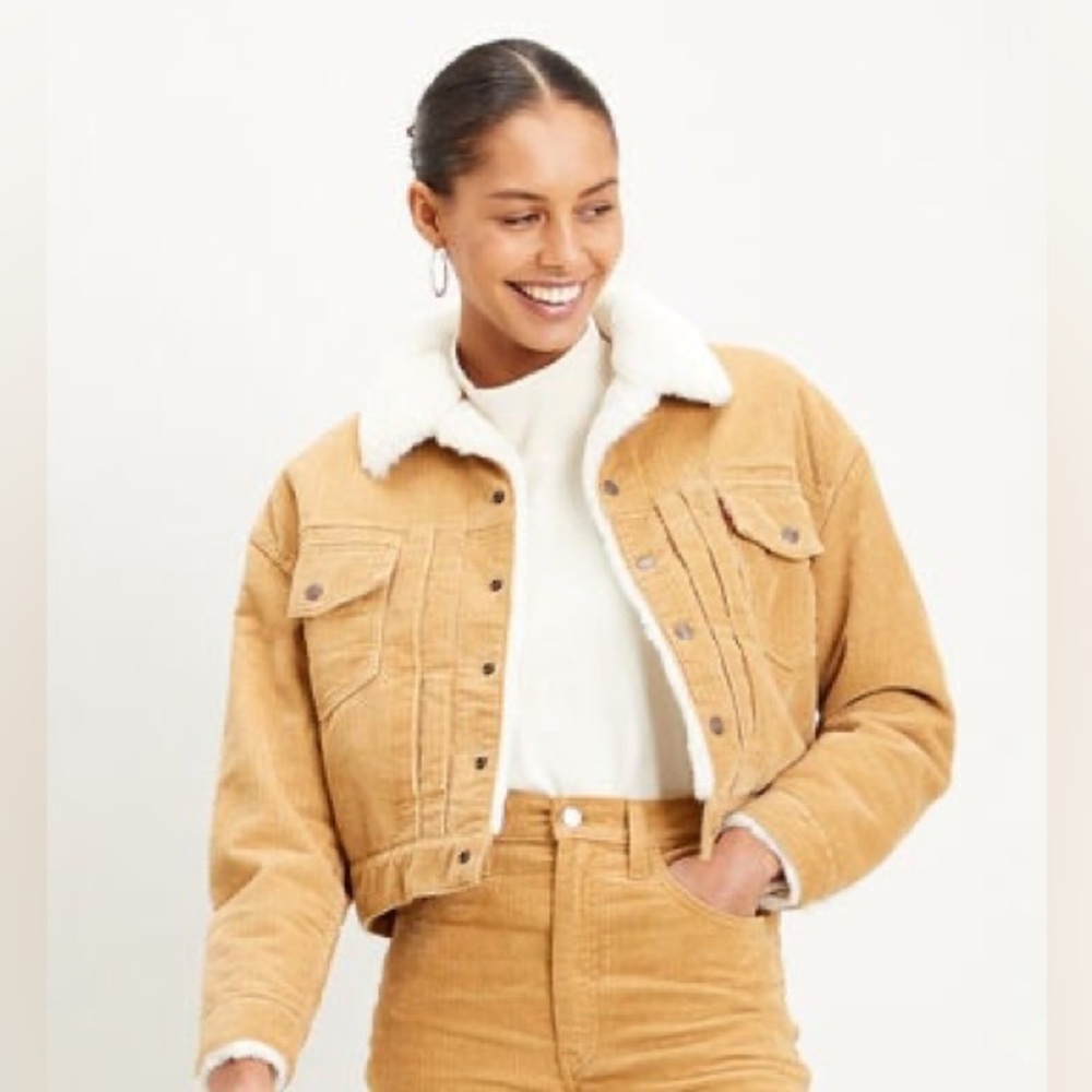 LEVI’S Sherpa Lined Corduroy Jacket size M NWT